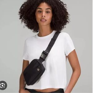 Lululemon Athletic Everywhere Belt Bag